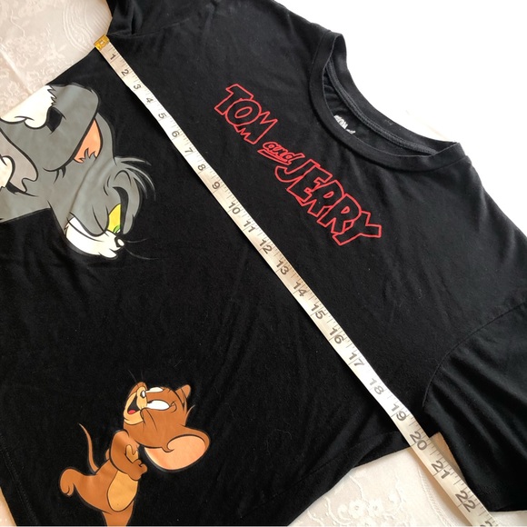 Tom And Jerry Black Graphic Cropped T-Shirt Juniors Size L (11-13) Short Sleeves - Picture 7 of 15